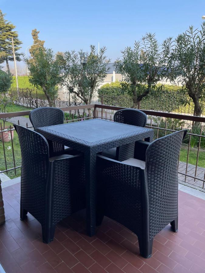 Magic Apartments Bardolino Bagian luar foto